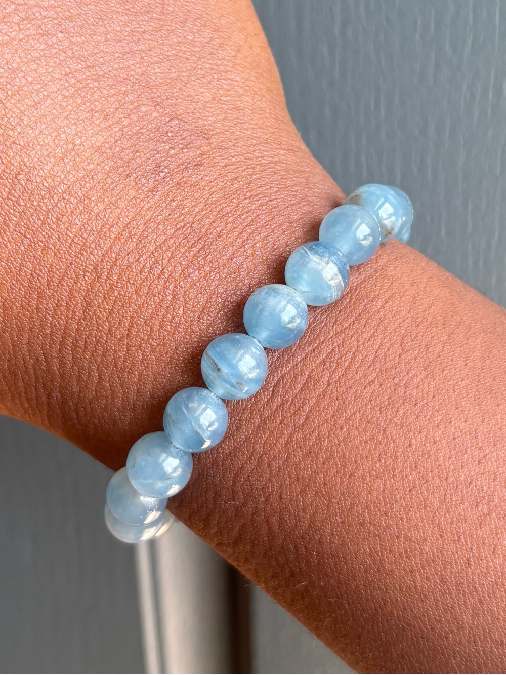 10mm Blue Onyx Crystal Bracelet - Picture 5 of 7